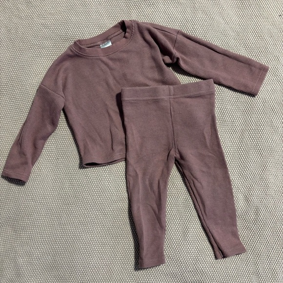 Gerber Kids Matching Set in Mauve - Picture 1 of 4